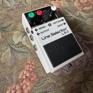 Boss LS2 Line Selector - The Guitar Store